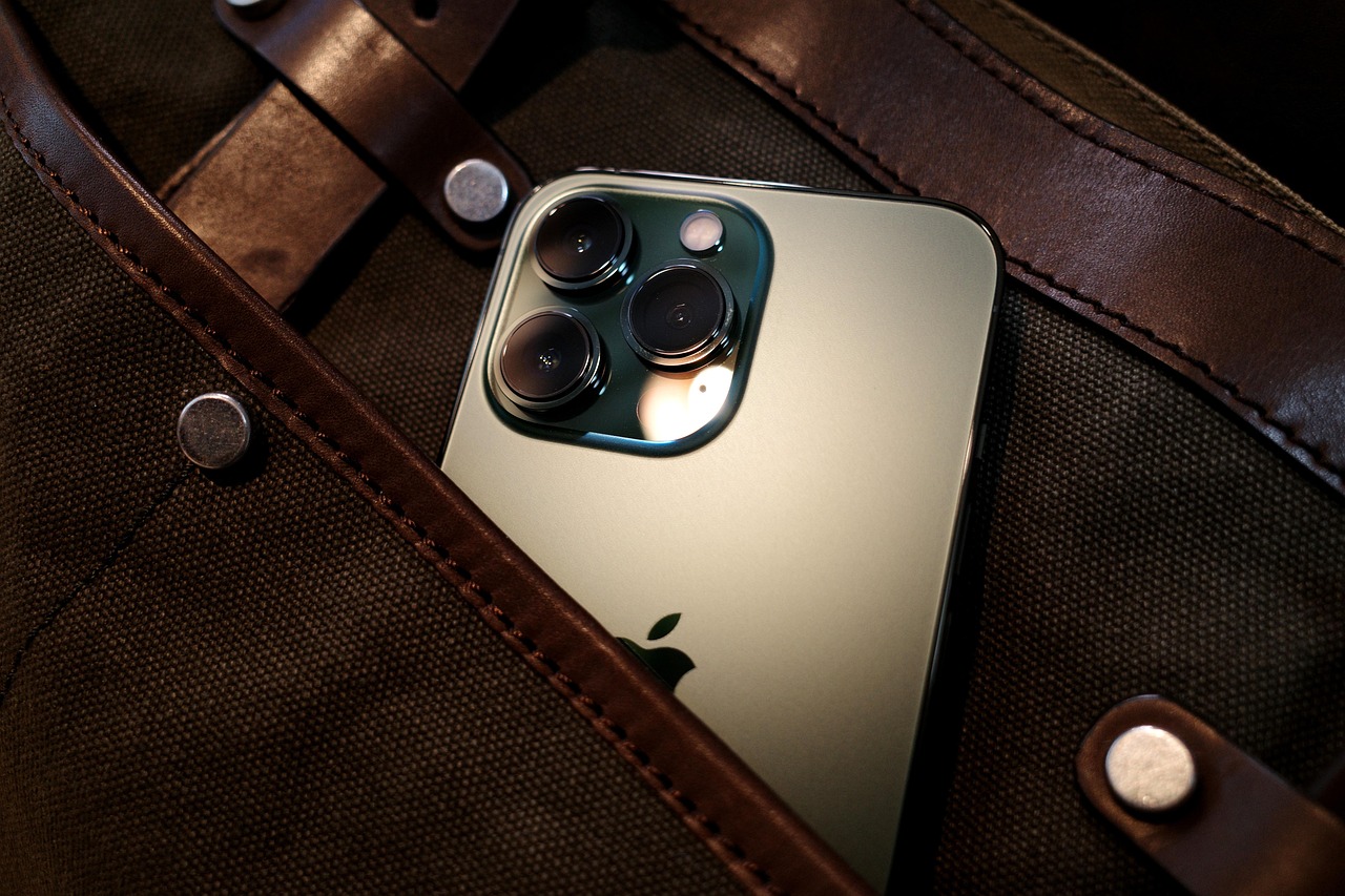 certified ethical hackers for iPhone